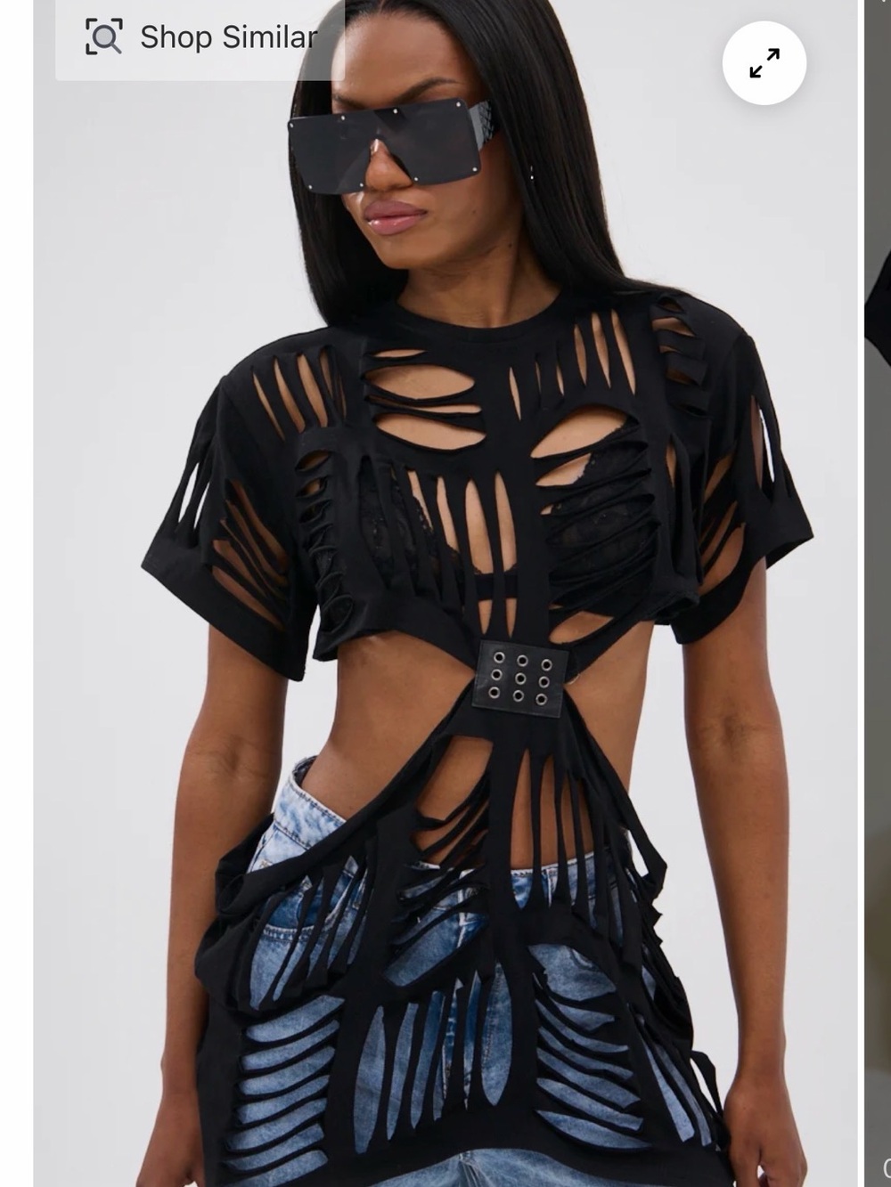 SHREDDED OVERSIZED SHORT SLEEVE TEE